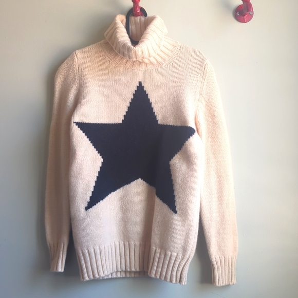 Tommy Hilfiger Sweaters - Tommy Hilfiger. Vintage 90s 'Big Star' Knit Turtleneck Sweater. Size Small.